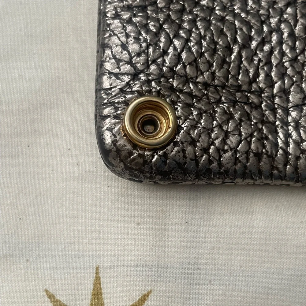 Metallic Leather Hobo Bag by Arron made in Italy - Picture 9 of 9